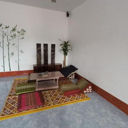 Baan Kai Hostel Baan Khai Exteriér fotografie