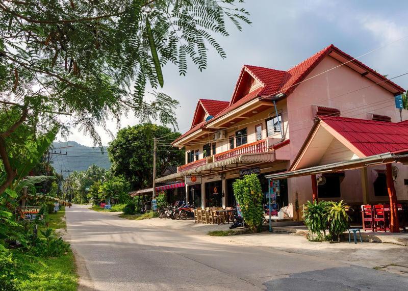 Baan Kai Hostel Baan Khai Exteriér fotografie