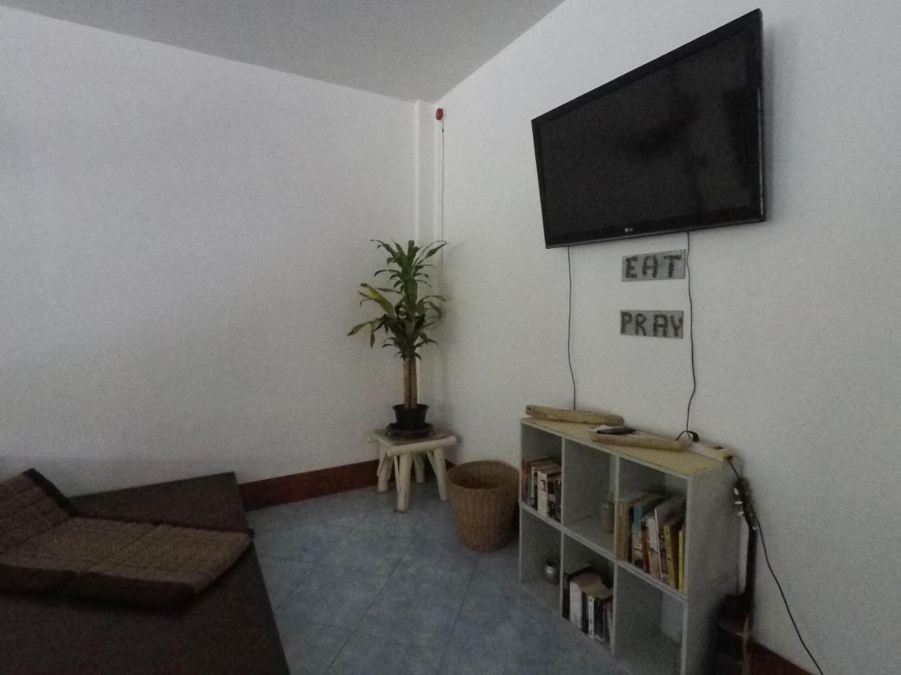 Baan Kai Hostel Baan Khai Exteriér fotografie